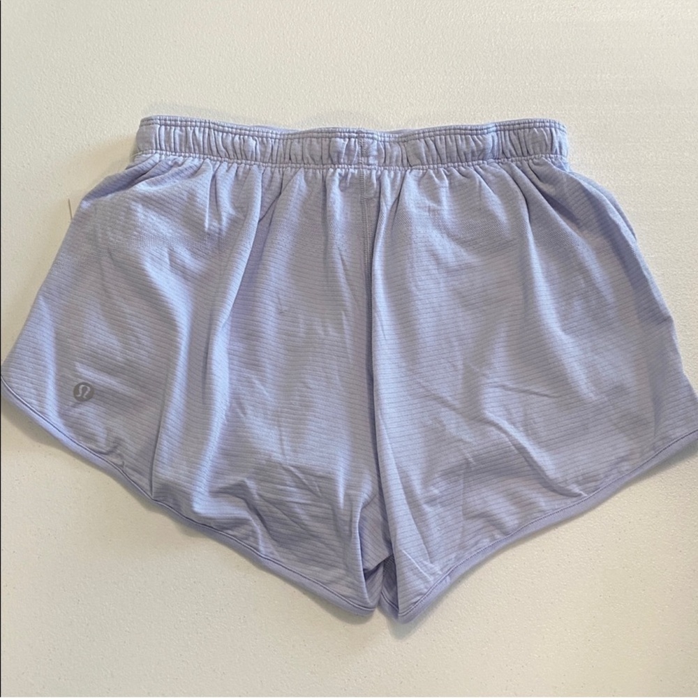 NWT Lululemon Swiftly Relaxed Mid-Rise Short 3" - Picture 2 of 7